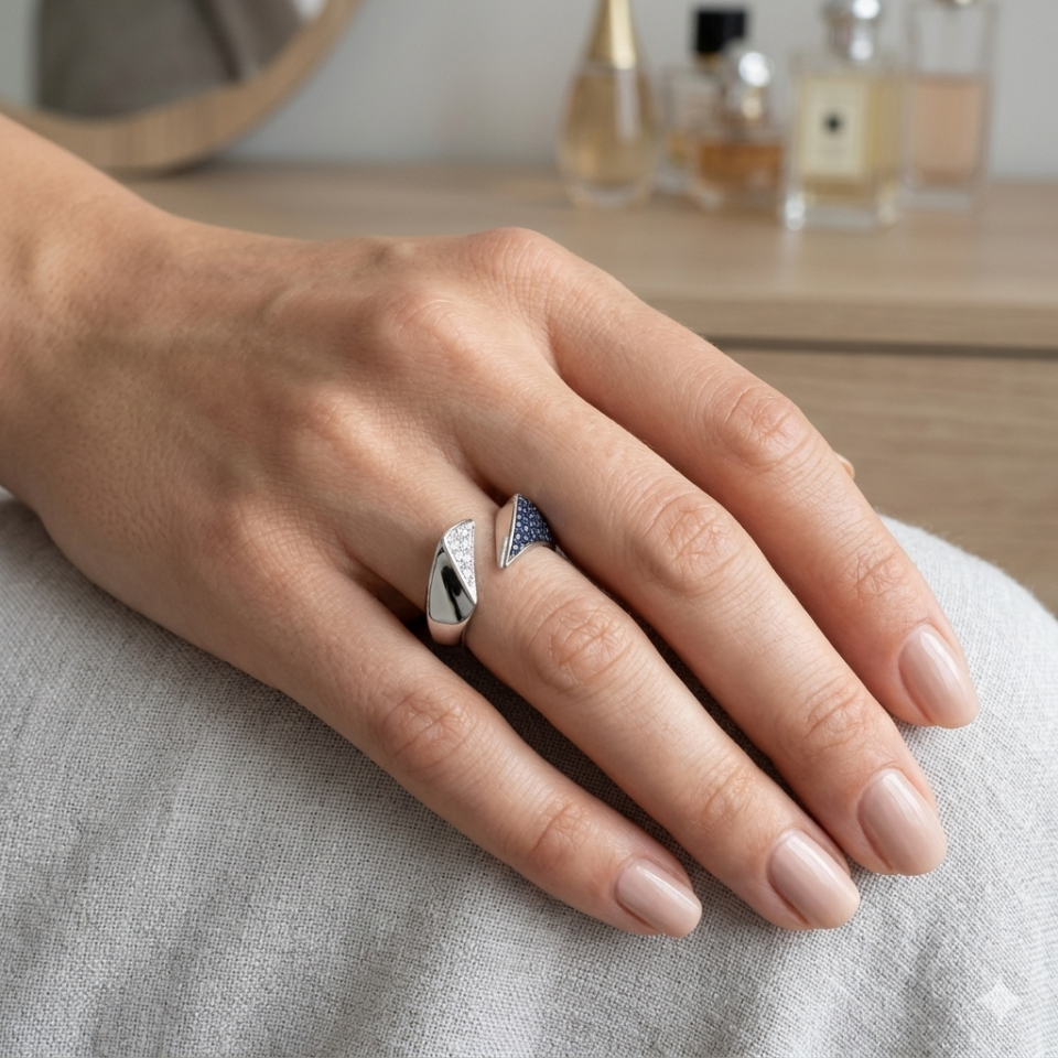 14 Ayar Altın 0.65 Karat Pırlanta Özel Tasarım Safir Yüzük